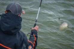 Guru A-Class Method Feeder -Matrix Winkel guru a class method feeders 4